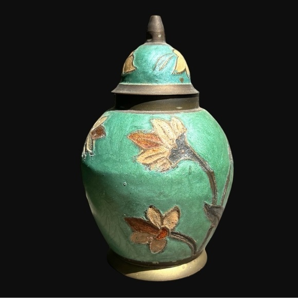 🌻VINTAGE Teal Floral Brass Urn with Lid || Home Decor  || Made In India - Picture 5 of 12